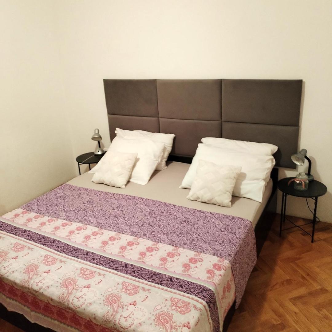 Apartment With Heated Pool And Sea View Трогир Номер фото